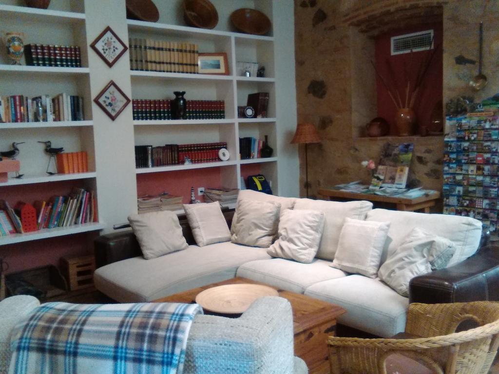 Casa Rural Valdevilano La Roca de la Sierra Esterno foto